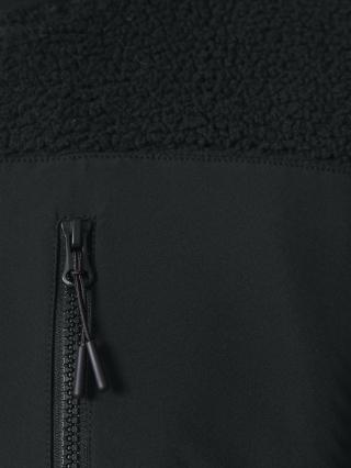 Brooker Black - Dettaglio Brooker Black - Dettaglio