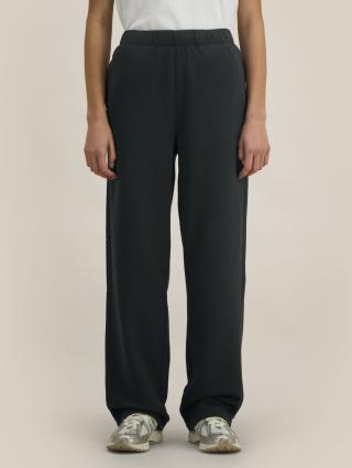 Needer Black - Fronte